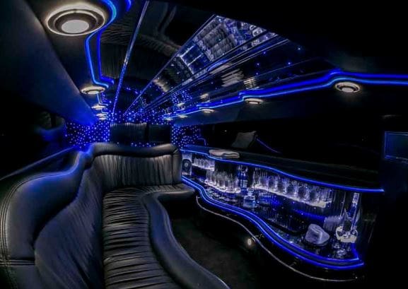 Affordable Wedding Limousine Company in Portland - JMI Limo