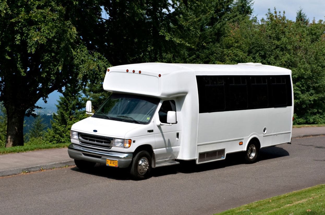Bachelor Party Bus in Portland Oregon - JMI Limousine Bachelor Party Bus in Portland Oregon - JMI Limousine