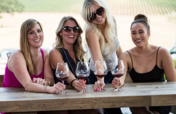 Best Wine Tasting Rooms in Oregon Best Wine Tasting Rooms in Oregon