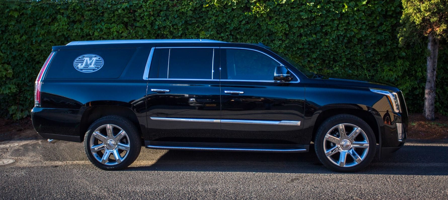 Black Car SUV Service in Portland Near Me - JMI Limo Black Car SUV Service in Portland Near Me - JMI Limo