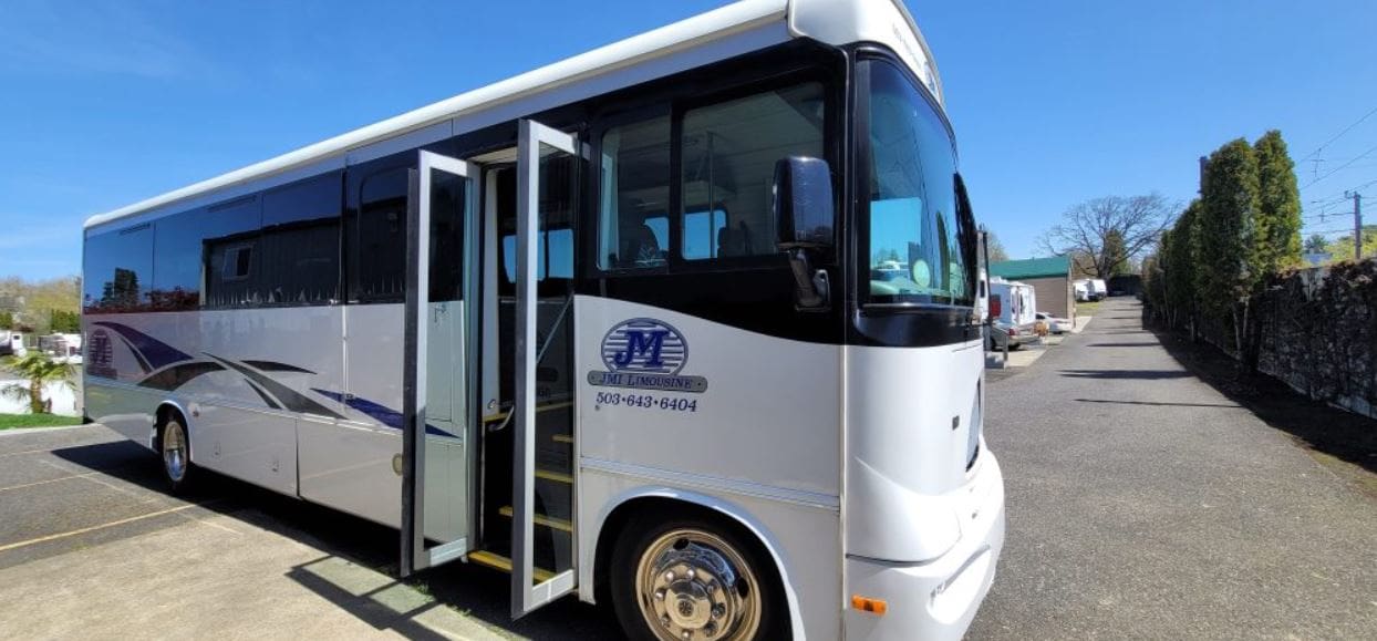 Charter Bus Portland Oregon - JMI Limousine Service Charter Bus Portland Oregon - JMI Limousine Service