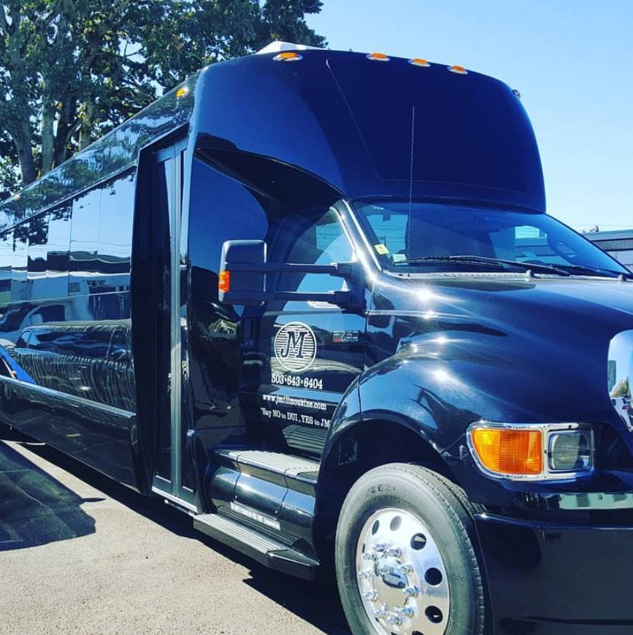 Executive Limo Bus Transport Portland - JMI Limousine Executive Limo Bus Transport Portland - JMI Limousine