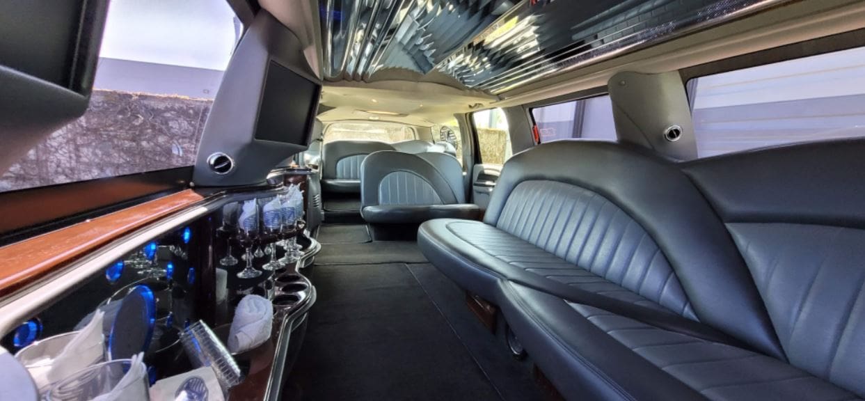 Ford Excursion Limo Service Portland - JMI Limousine