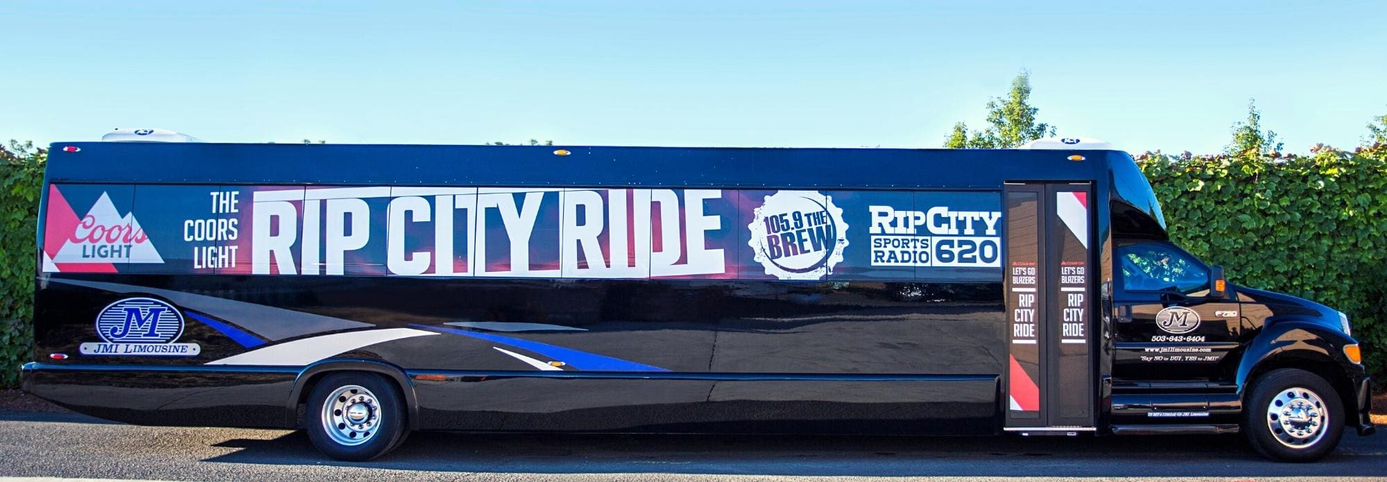 Party Bus Service Portland Oregon - JMI Limousine Party Bus Service Portland Oregon - JMI Limousine