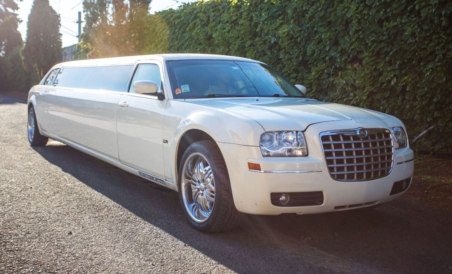 White Limousine Rental Portland Near Me Now - JMI Limousine Company