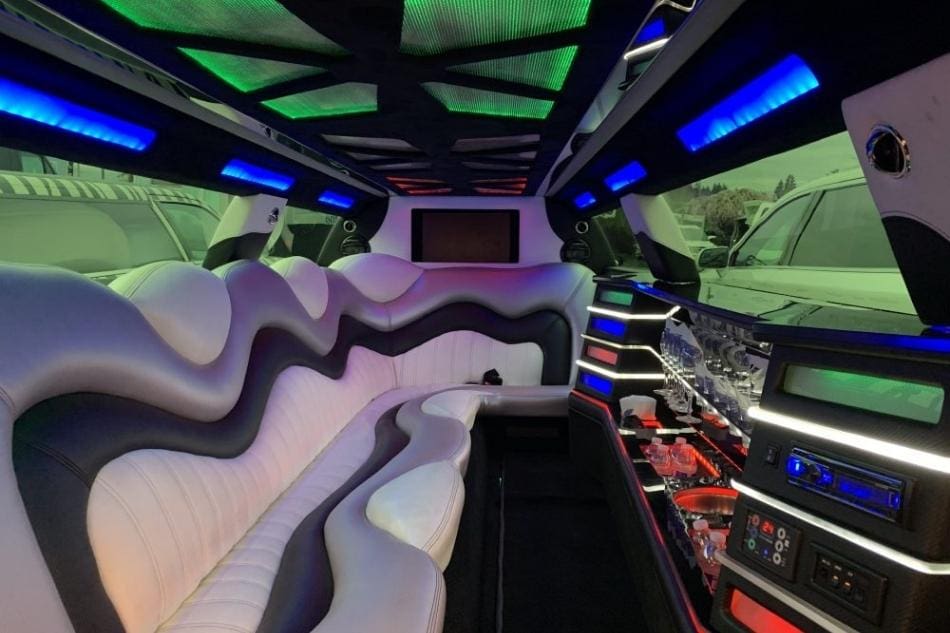 Zebra Limo Portland Oregon - JMI Limousine Service